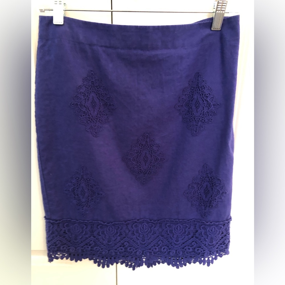 Loft Skirt, lined with bohemian detail. Size 0